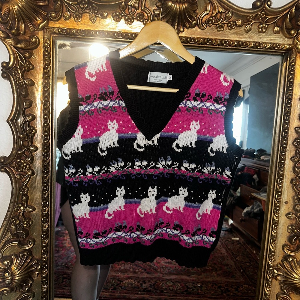 Vintage Pink & Black Cat Pattern Knit Sweater Vest